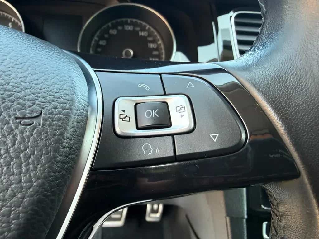 Volkswagen Golf VII 1.5 TSI DSG Join LED Navi Standheizung 03/2018-photo-27
