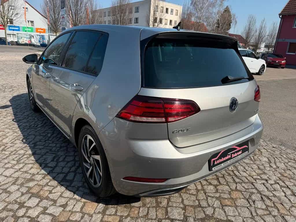 Volkswagen Golf VII 1.5 TSI DSG Join LED Navi Standheizung 03/2018-photo-4