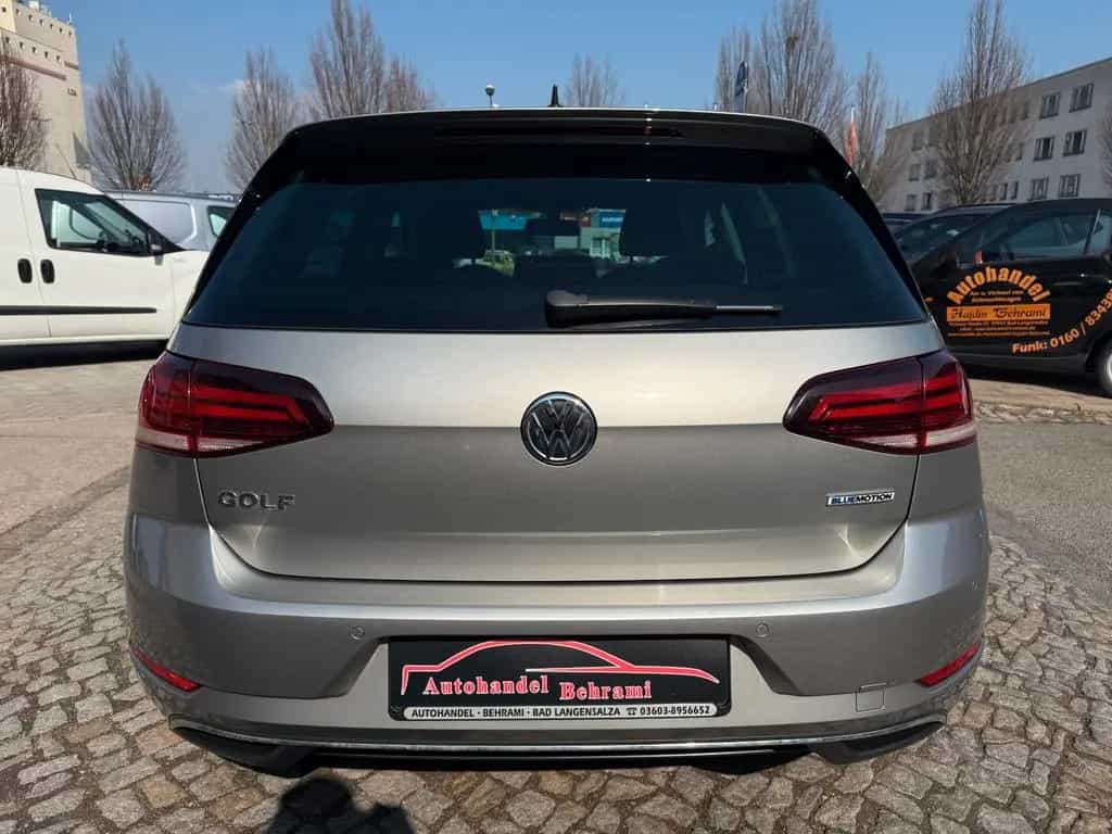 Volkswagen Golf VII 1.5 TSI DSG Join LED Navi Standheizung 03/2018-photo-7