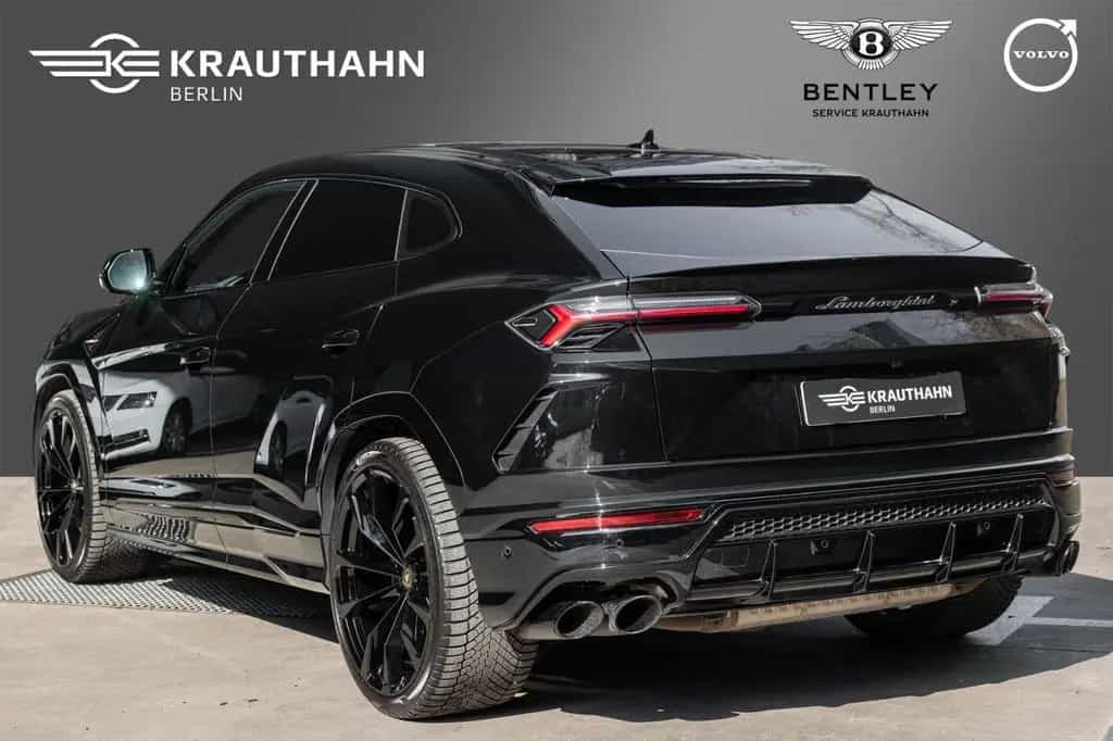 Lamborghini Urus *B&O*Massage*Pano*ALL Black*Garantie 03/2021-photo-3