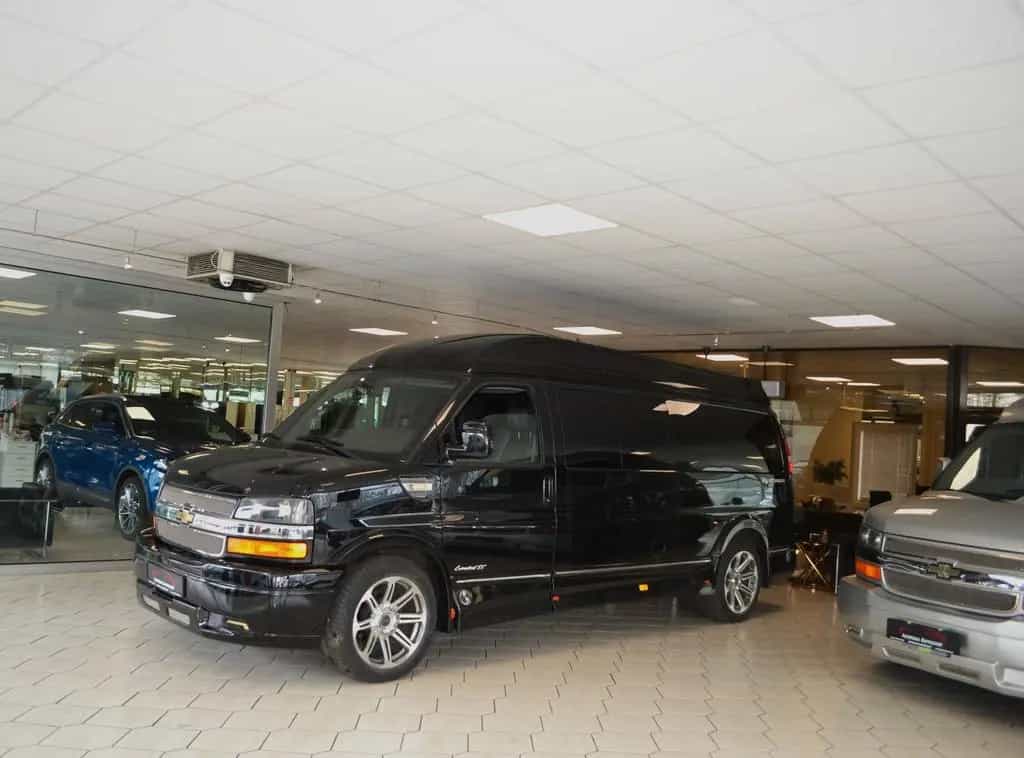 GMC Savana 2500- 6,0 V8 Explorer Limited-9 Sitzer 03/2017-photo-13