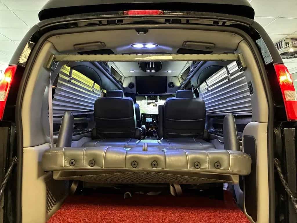 GMC Savana 2500- 6,0 V8 Explorer Limited-9 Sitzer 03/2017-photo-19