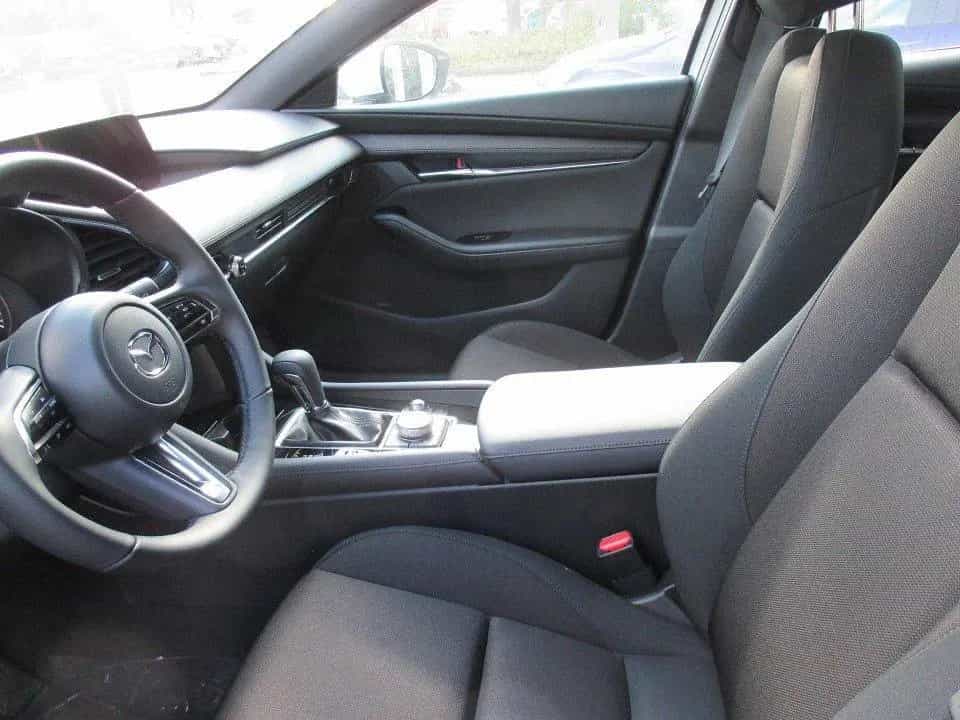 Mazda 3 5HB 2.5L e-SKYACTIV G 140 6AT FWD Centre-Line 05/2026-photo-12