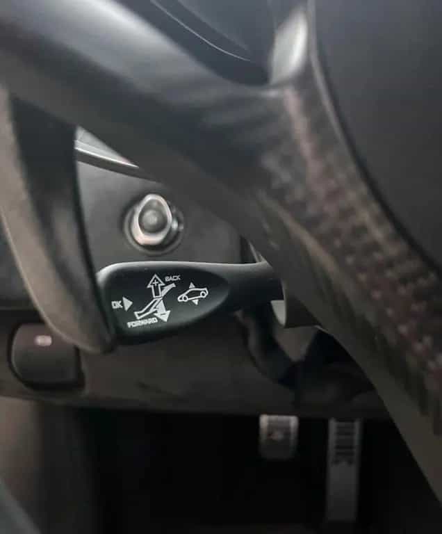 McLaren 620R model 332/350 02/2021-photo-10