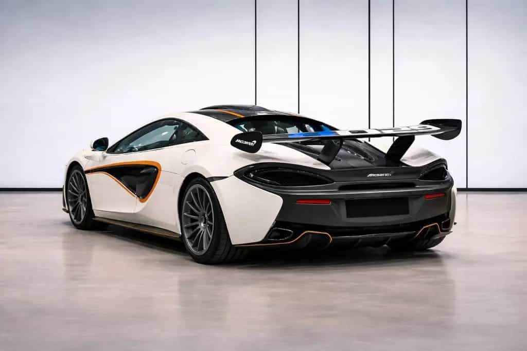 McLaren 620R model 332/350 02/2021-photo-6