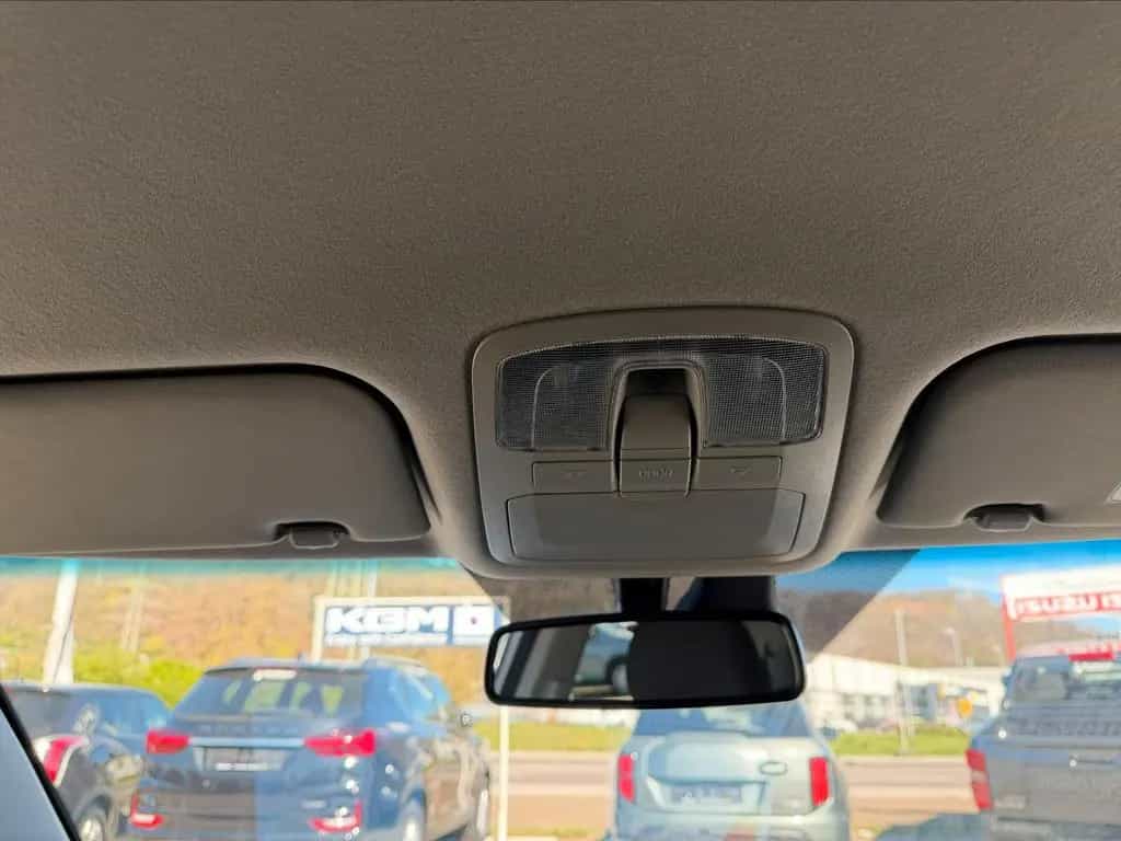 KGM Tivoli Nomad 1.5 T-GDI 6/MT 2WD null-photo-19