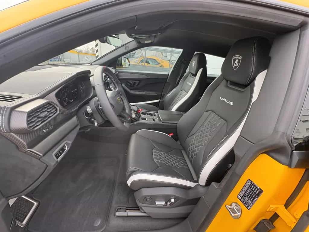 Lamborghini Urus 4.0 V8 Performante/Carbon/Akrapovic 01/2025-photo-21