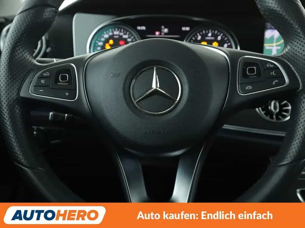 Mercedes-Benz E-Class 200 Avantgarde Aut.*NAVI*CAM*PDC* 09/2018-photo-18