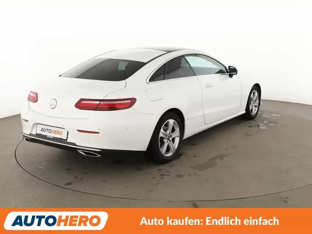 Mercedes-Benz E-Class 200 Avantgarde Aut.*NAVI*CAM*PDC* 09/2018-photo-5