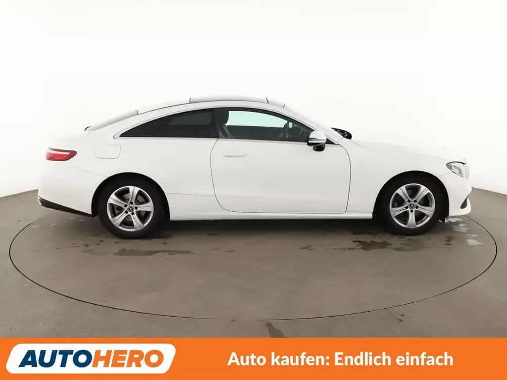 Mercedes-Benz E-Class 200 Avantgarde Aut.*NAVI*CAM*PDC* 09/2018-photo-6