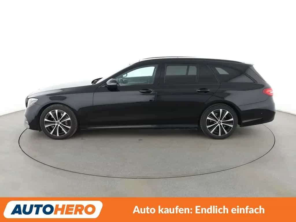Mercedes-Benz E-Class d T 4Matic AMG Line Aut.*NAVI*LED 09/2019-photo-2