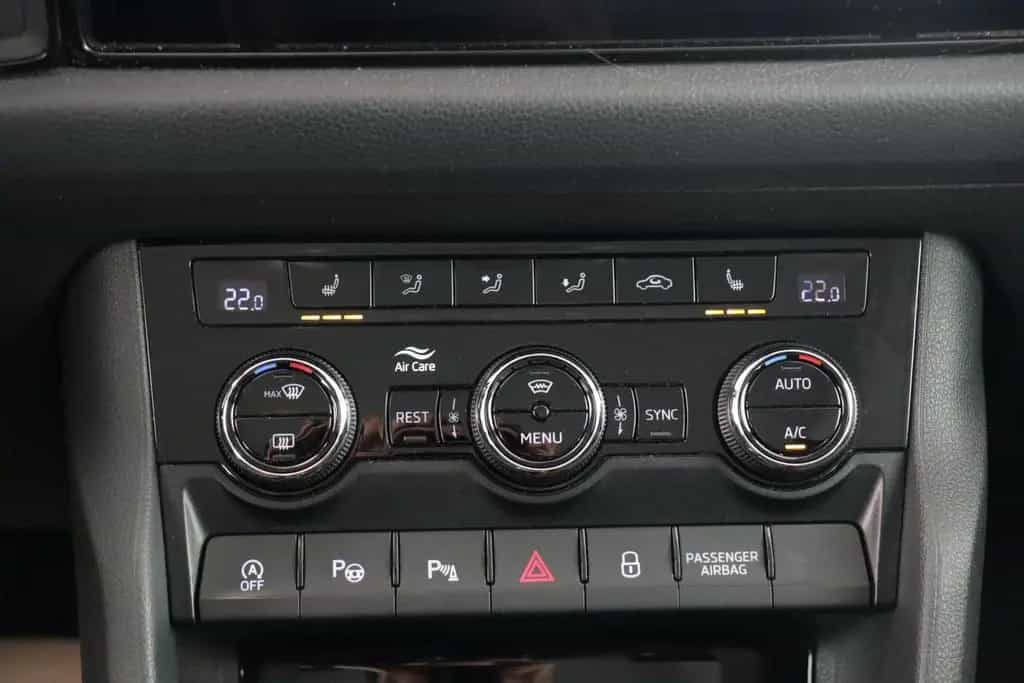 Skoda Kodiaq CLEVER 2.0TSI DSG 4X4 COLUMBUS NAVIuvm 06/2021-photo-21