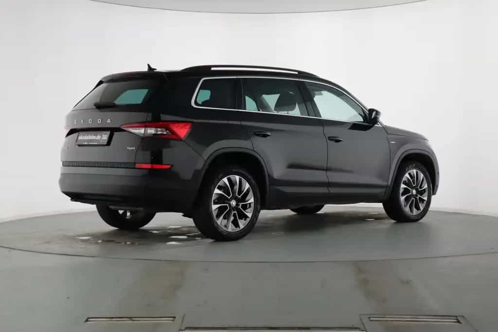 Skoda Kodiaq CLEVER 2.0TSI DSG 4X4 COLUMBUS NAVIuvm 06/2021-photo-5