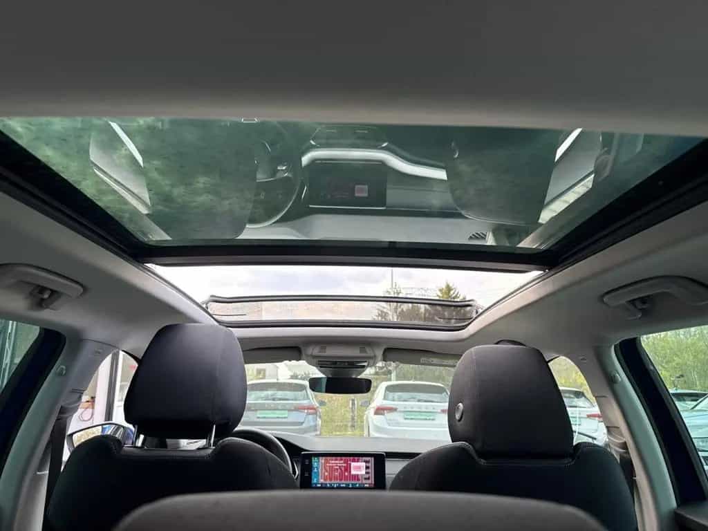Skoda Octavia Cb. FIRST EDITION 1.5 TSI AHK+PANO+NAVI 07/2020-photo-11