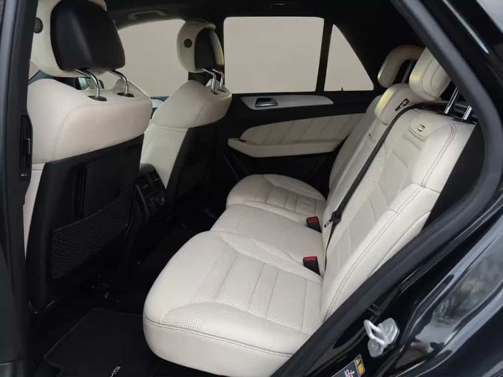 Mercedes-Benz GLE 63 AMG 4Matic   360°Cam/HUD/Pano 12/2015-photo-10