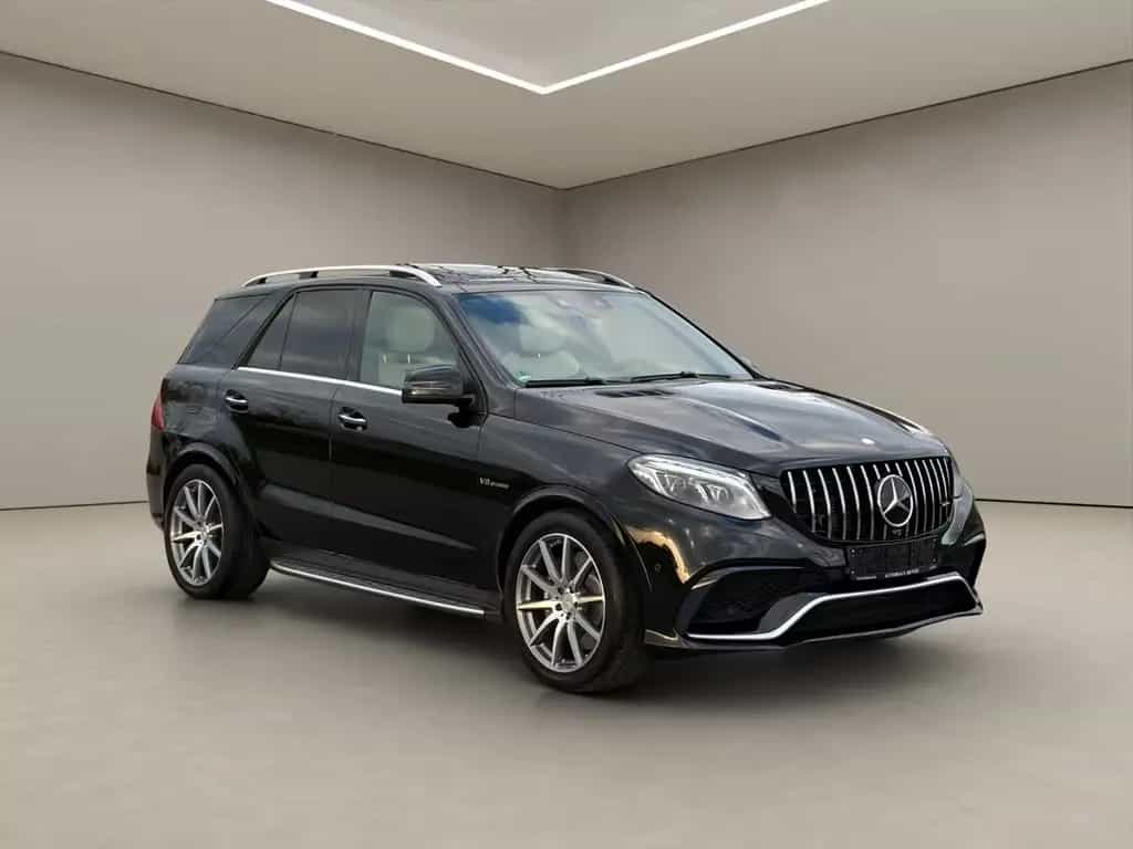 Mercedes-Benz GLE 63 AMG 4Matic   360°Cam/HUD/Pano 12/2015-photo-2