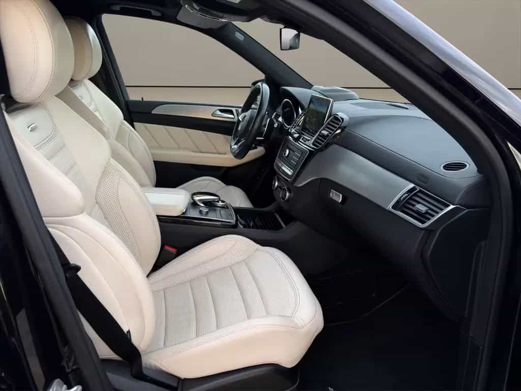 Mercedes-Benz GLE 63 AMG 4Matic   360°Cam/HUD/Pano 12/2015-photo-9