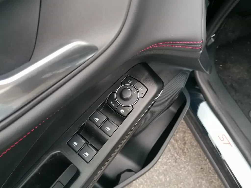 Ford Puma ST-Line ACC*Klima*360°Cam*el.Heckkl. 03/2025-photo-5