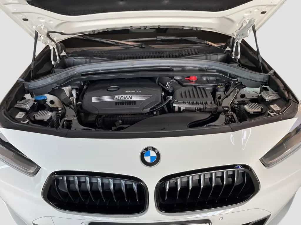 BMW X2 sDrive18i M Sport Navi Parkassist HiFi LED 02/2022-photo-11
