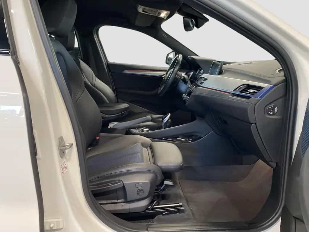 BMW X2 sDrive18i M Sport Navi Parkassist HiFi LED 02/2022-photo-7