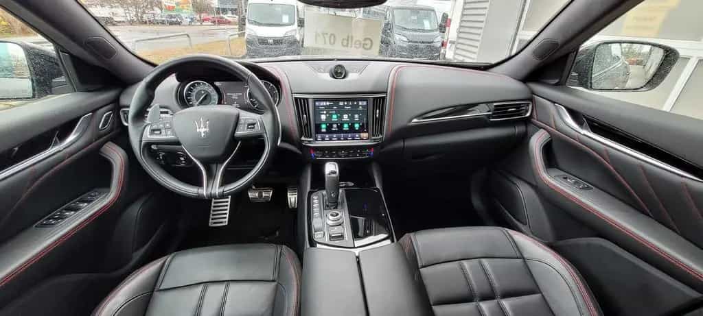 Maserati Levante Modena S 04/2024-photo-8