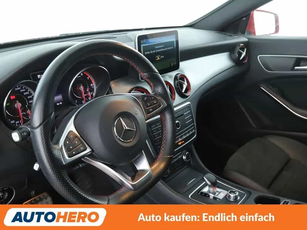 Mercedes-Benz CLA-Class 45 Shooting Brake AMG 4Matic Aut.*XENON*NAVI 03/2016-photo-8