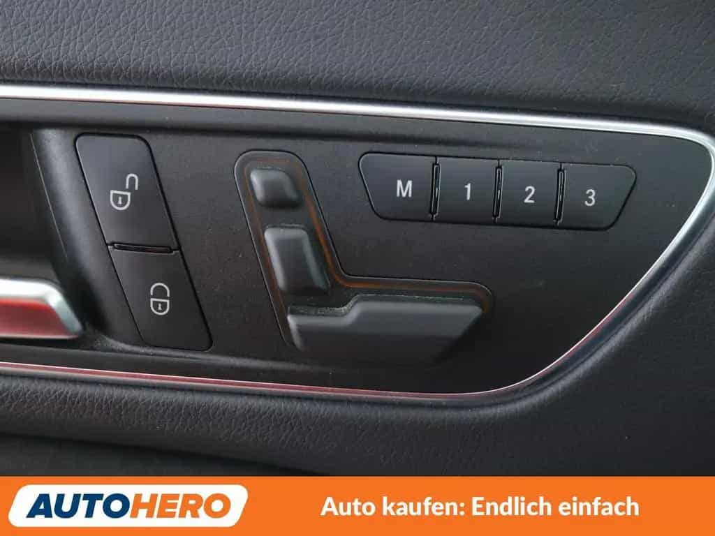 Mercedes-Benz CLA-Class 45 Shooting Brake AMG 4Matic Aut.*XENON*NAVI 03/2016-photo-25