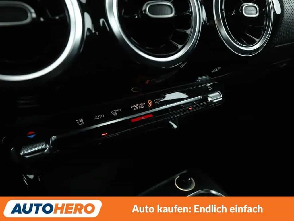 Mercedes-Benz A 250 A-Klasse A 250 4Matic Progressive Aut.*NAVI*LED* 11/2018-photo-22