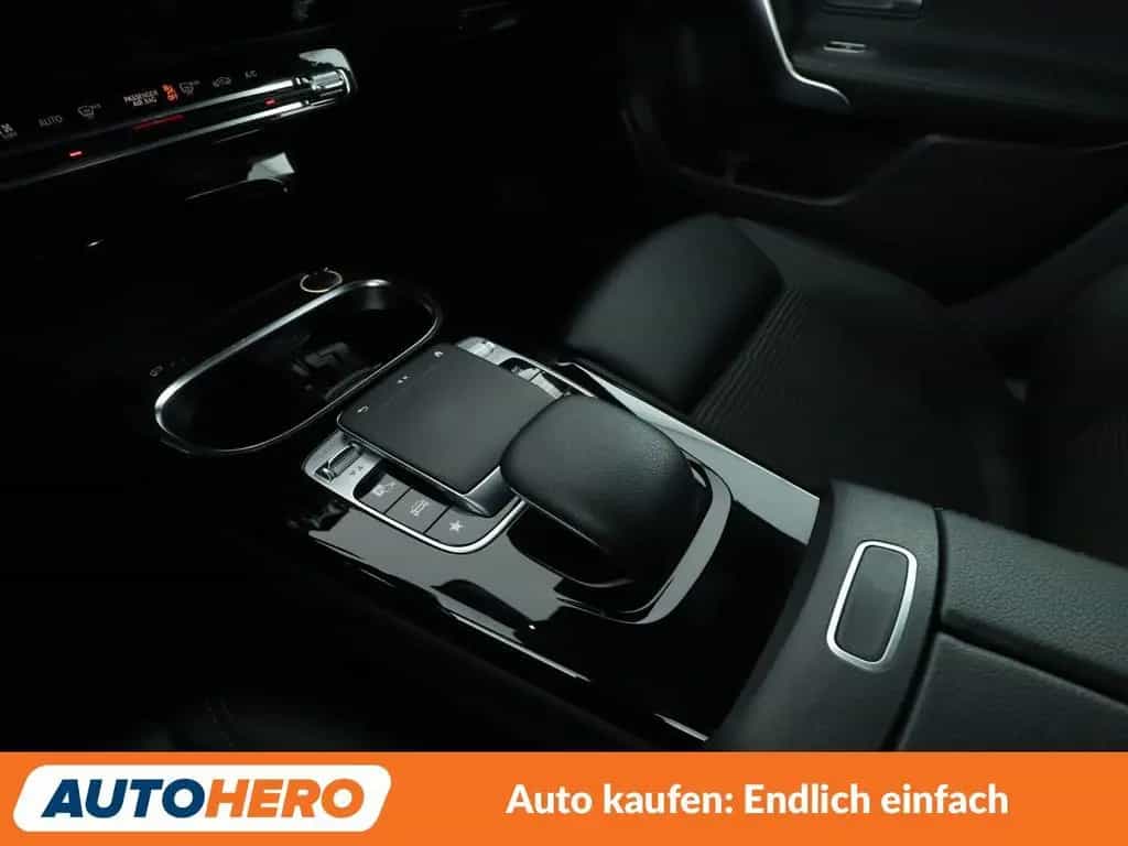 Mercedes-Benz A 250 A-Klasse A 250 4Matic Progressive Aut.*NAVI*LED* 11/2018-photo-23
