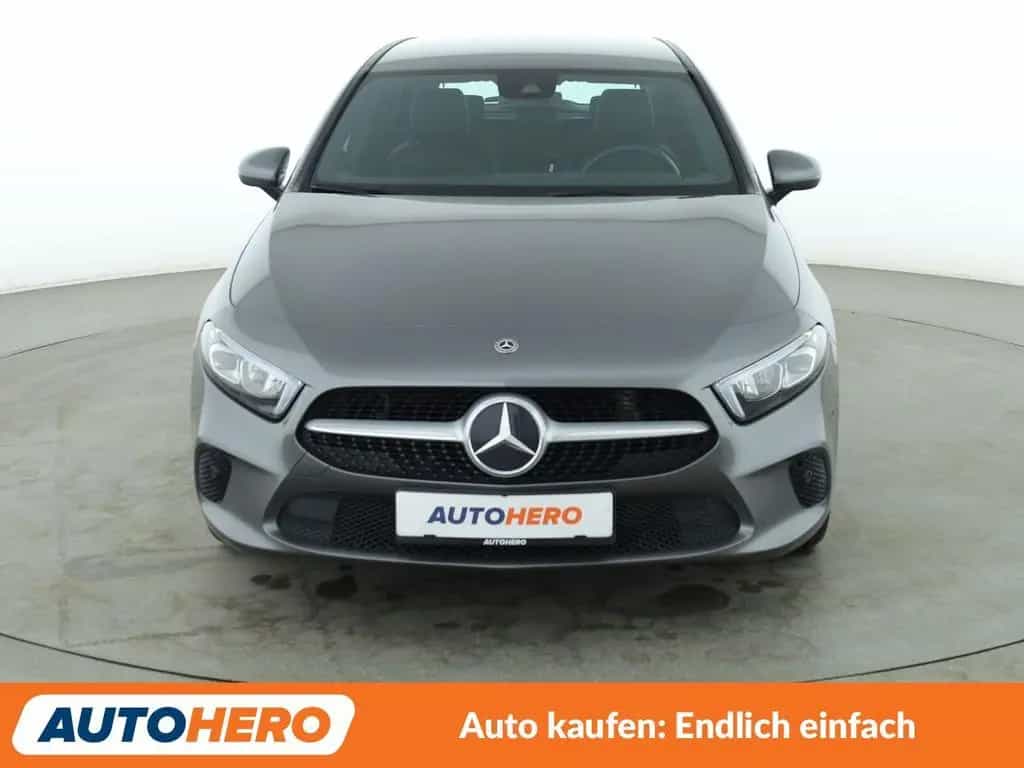 Mercedes-Benz A 250 A-Klasse A 250 4Matic Progressive Aut.*NAVI*LED* 11/2018-photo-8