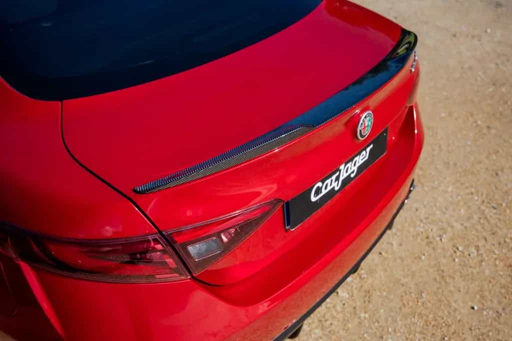 Alfa Romeo Giulia Quadrifoglio 09/2018-photo-10