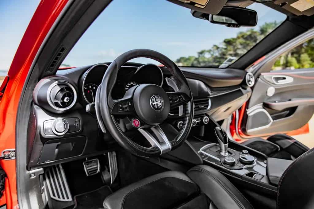 Alfa Romeo Giulia Quadrifoglio 09/2018-photo-13