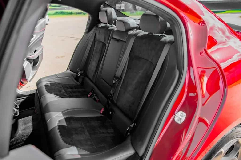 Alfa Romeo Giulia Quadrifoglio 09/2018-photo-17