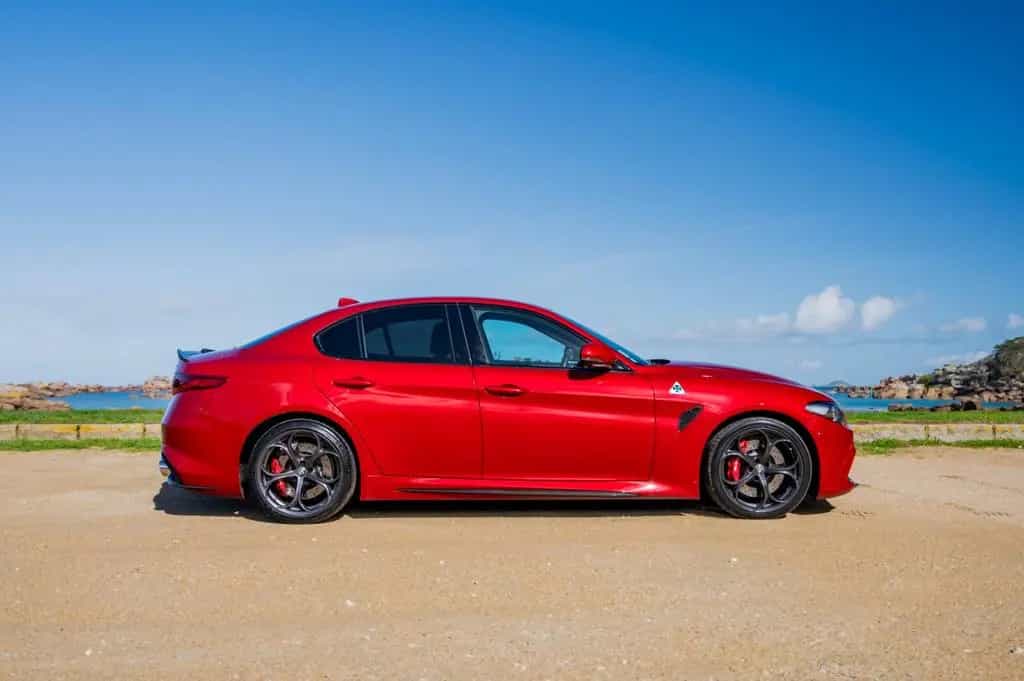 Alfa Romeo Giulia Quadrifoglio 09/2018-photo-2