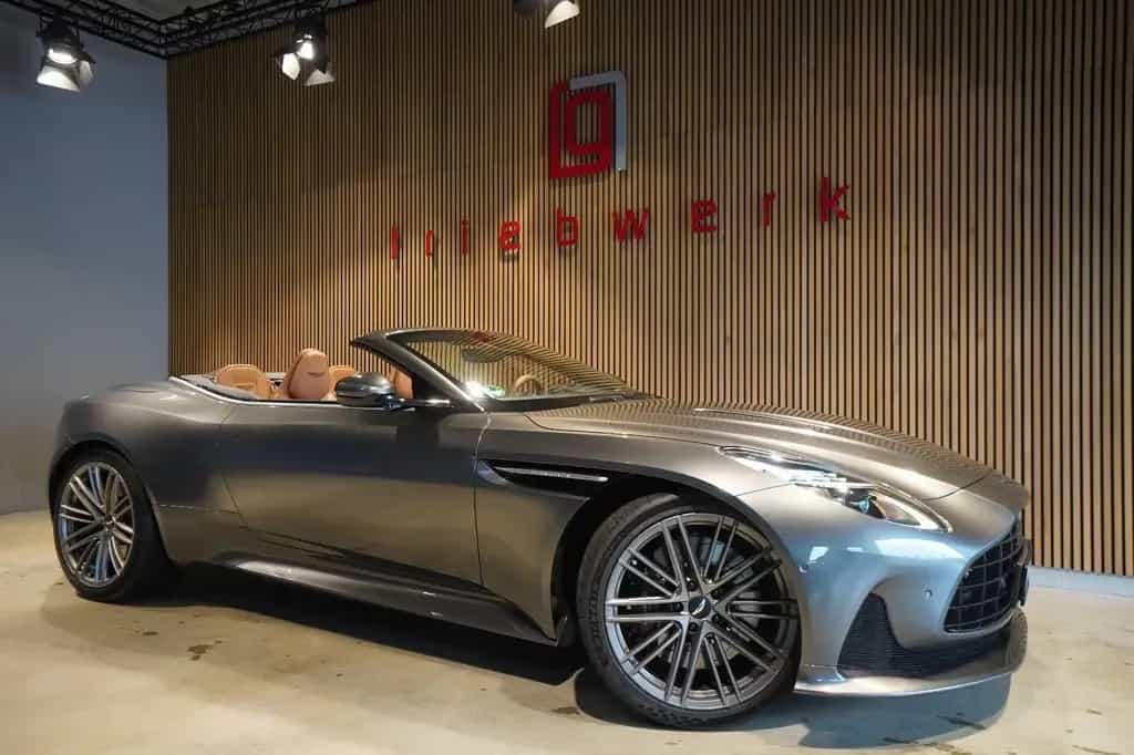 Aston Martin DB12 4.0 V8 Volante*B&W* UPE 299 T€ * 05/2024-photo-1