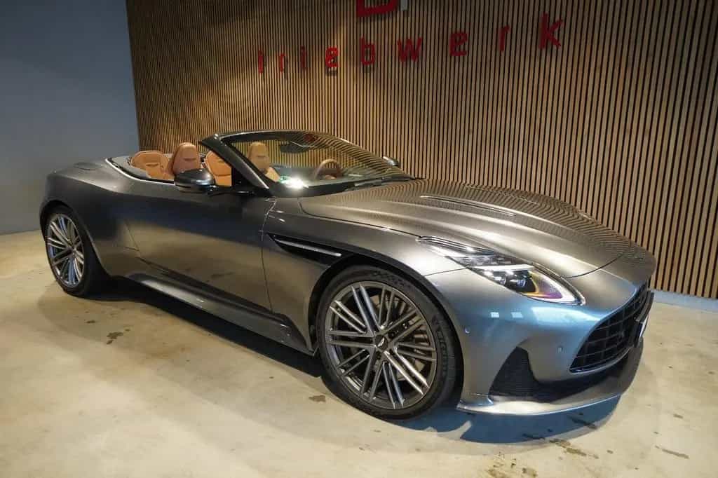 Aston Martin DB12 4.0 V8 Volante*B&W* UPE 299 T€ * 05/2024-photo-20