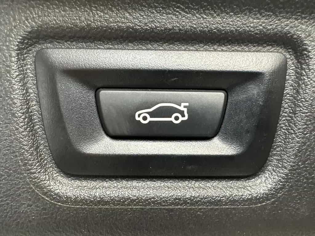 BMW M340 Touring xDrive NAV+LASER+ACC+AHK+H&K+KAM 02/2022-photo-6