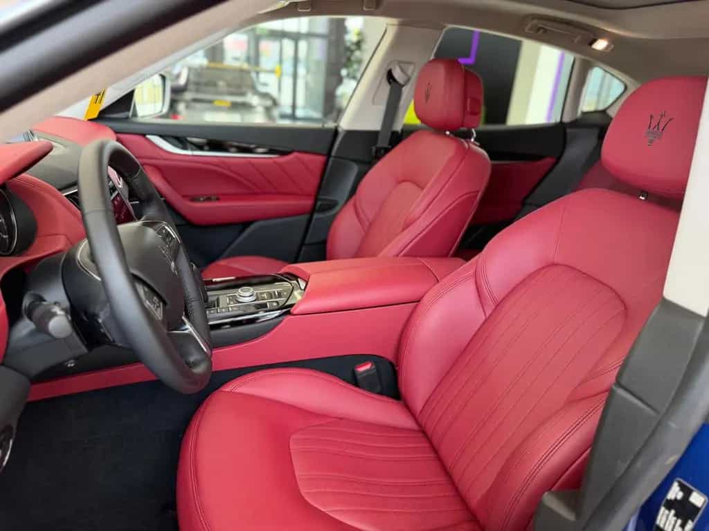 Maserati Levante GT Mild-Hybrid Soft Close Pano 21" 07/2024-photo-17