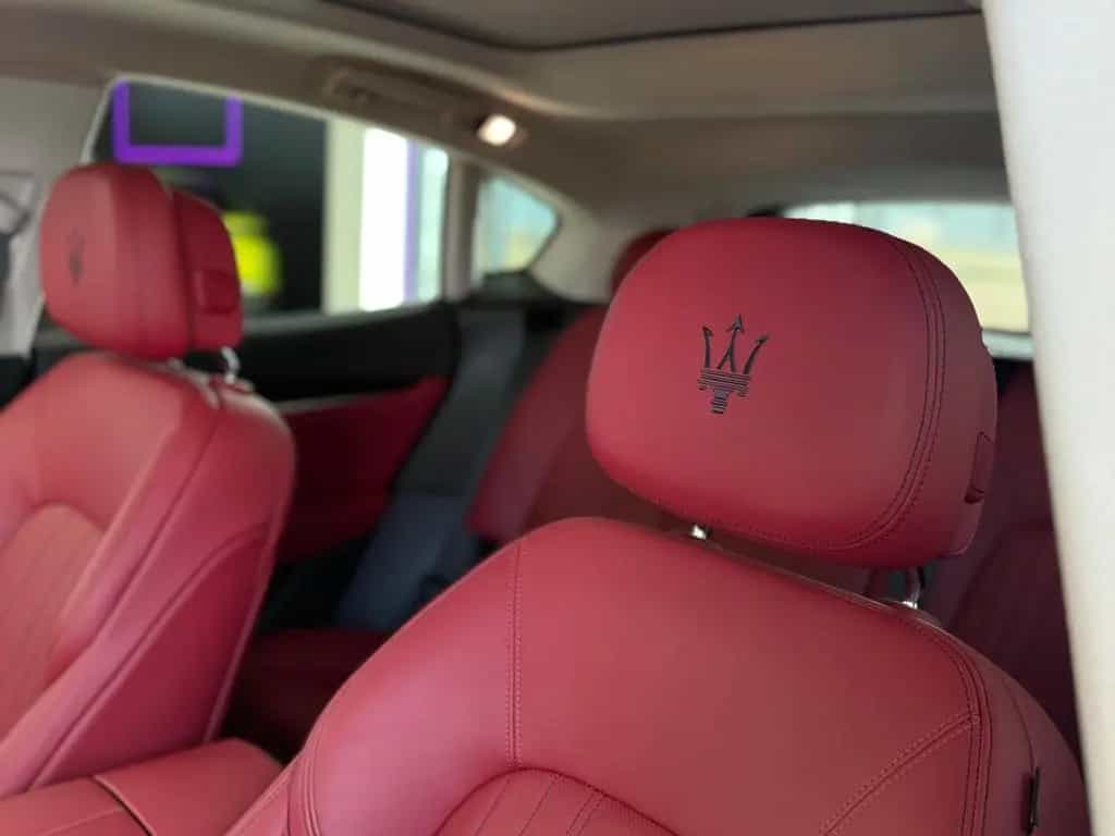 Maserati Levante GT Mild-Hybrid Soft Close Pano 21" 07/2024-photo-18