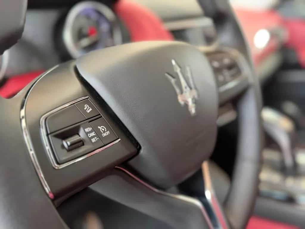 Maserati Levante GT Mild-Hybrid Soft Close Pano 21" 07/2024-photo-19