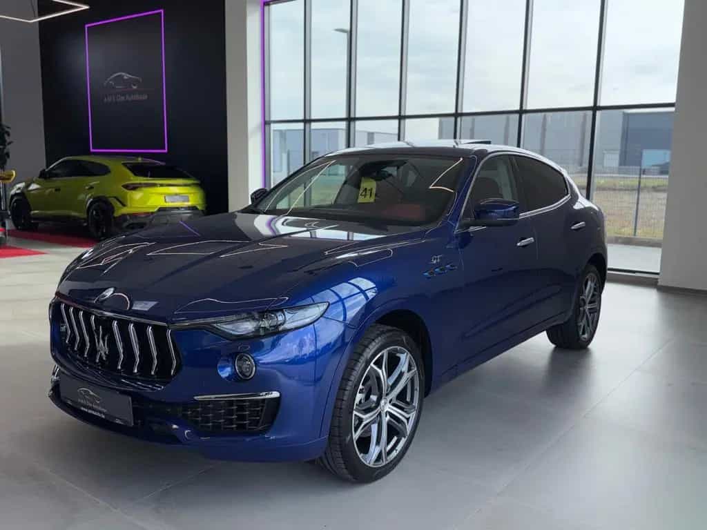 Maserati Levante GT Mild-Hybrid Soft Close Pano 21" 07/2024-photo-2