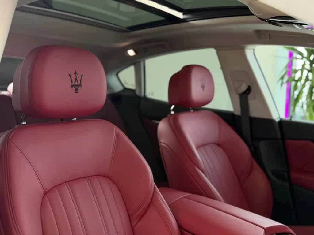 Maserati Levante GT Mild-Hybrid Soft Close Pano 21" 07/2024-photo-34