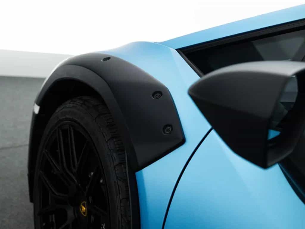 Lamborghini Huracán Sterrato I Blu Arione I Black roof 04/2024-photo-11