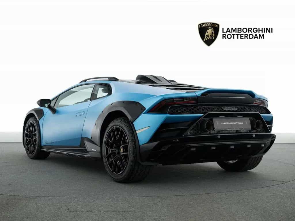 Lamborghini Huracán Sterrato I Blu Arione I Black roof 04/2024-photo-2