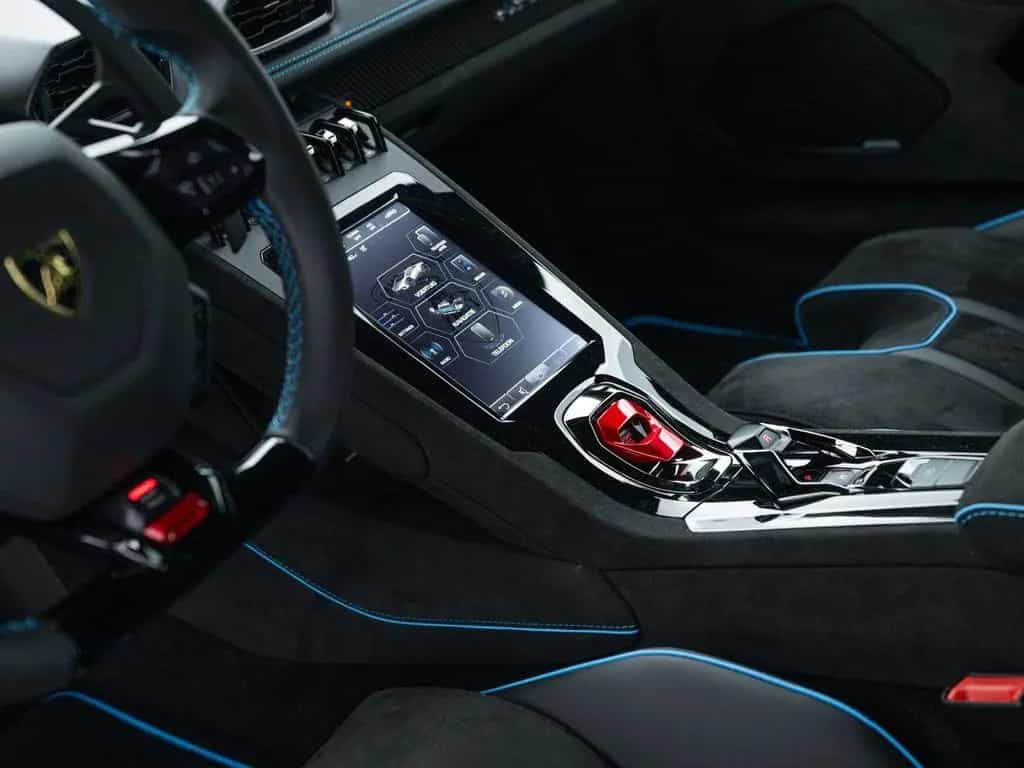 Lamborghini Huracán Sterrato I Blu Arione I Black roof 04/2024-photo-26