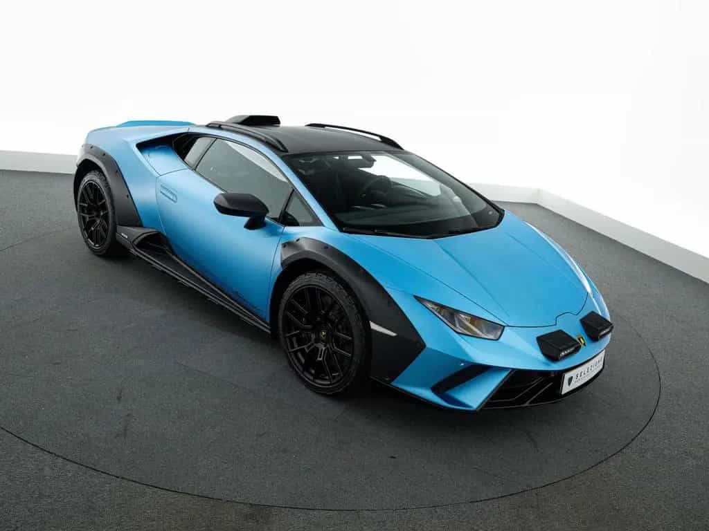 Lamborghini Huracán Sterrato I Blu Arione I Black roof 04/2024-photo-36
