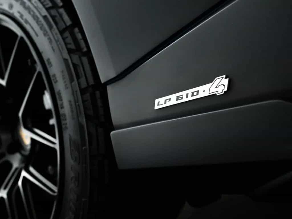 Lamborghini Huracán Sterrato I Blu Arione I Black roof 04/2024-photo-37