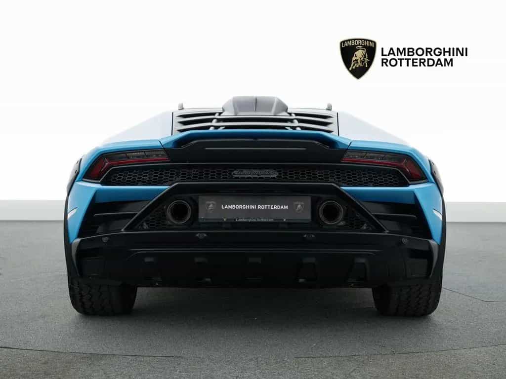 Lamborghini Huracán Sterrato I Blu Arione I Black roof 04/2024-photo-4