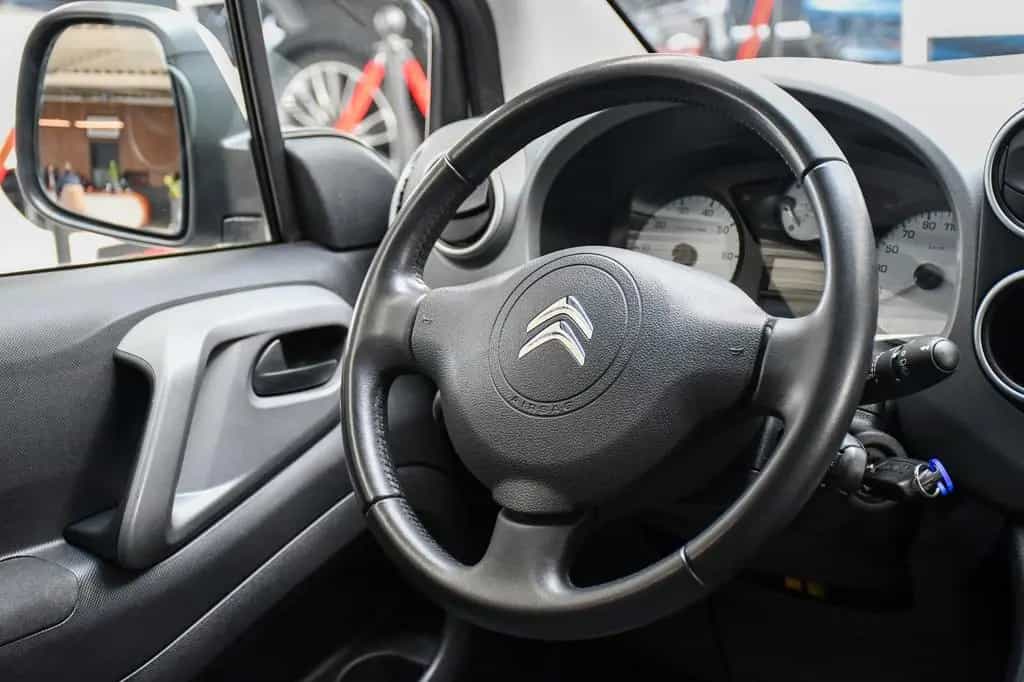 Citroën Berlingo Kombi Selection 2.Hand R-Kamera 58tkm! 06/2018-photo-17