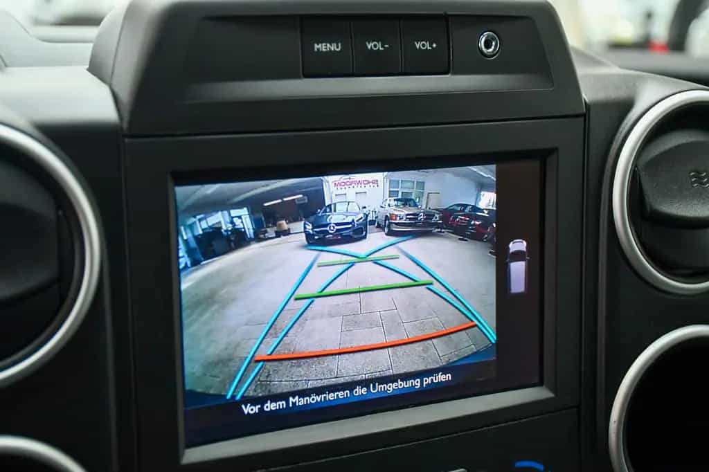 Citroën Berlingo Kombi Selection 2.Hand R-Kamera 58tkm! 06/2018-photo-22